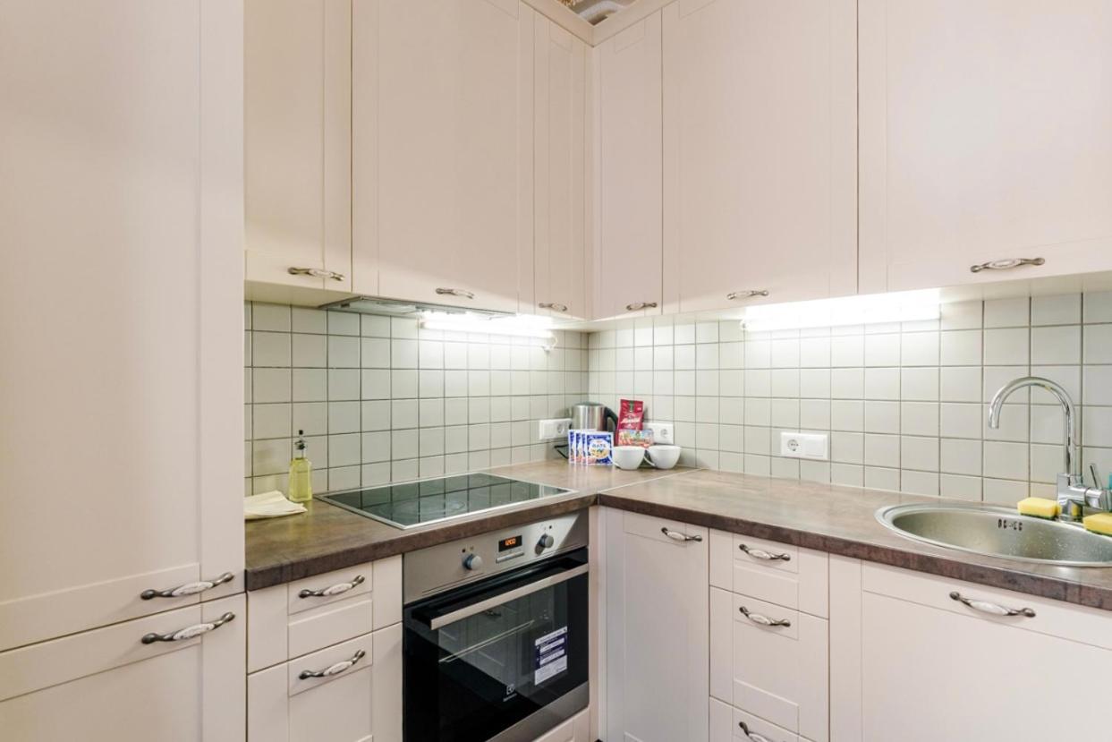 Elizabetes Street Boutique Stay Рига Экстерьер фото